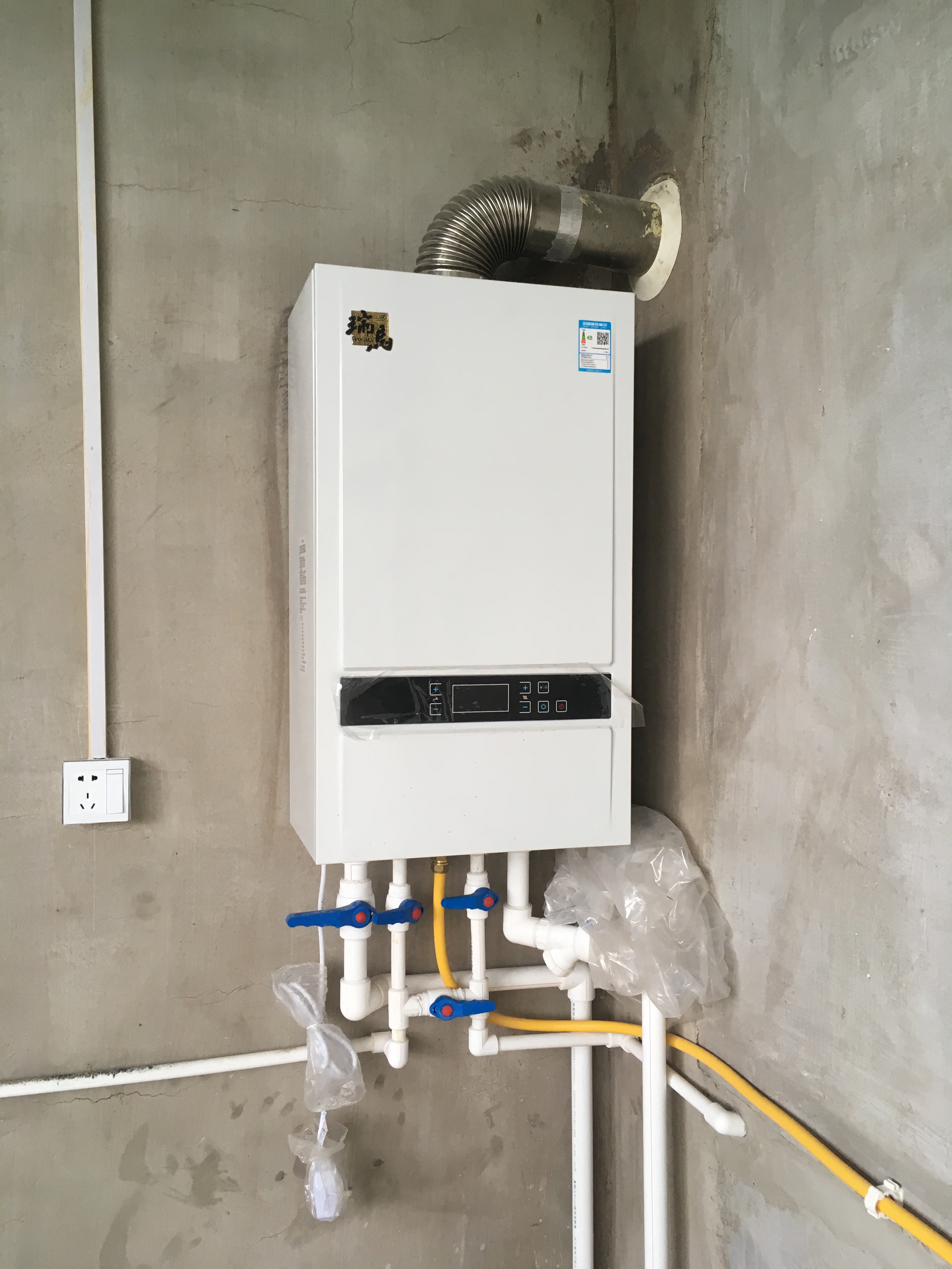 天津市煤改氣的推行，不少居民對(duì)燃?xì)獗趻鞝t嘖嘖稱贊